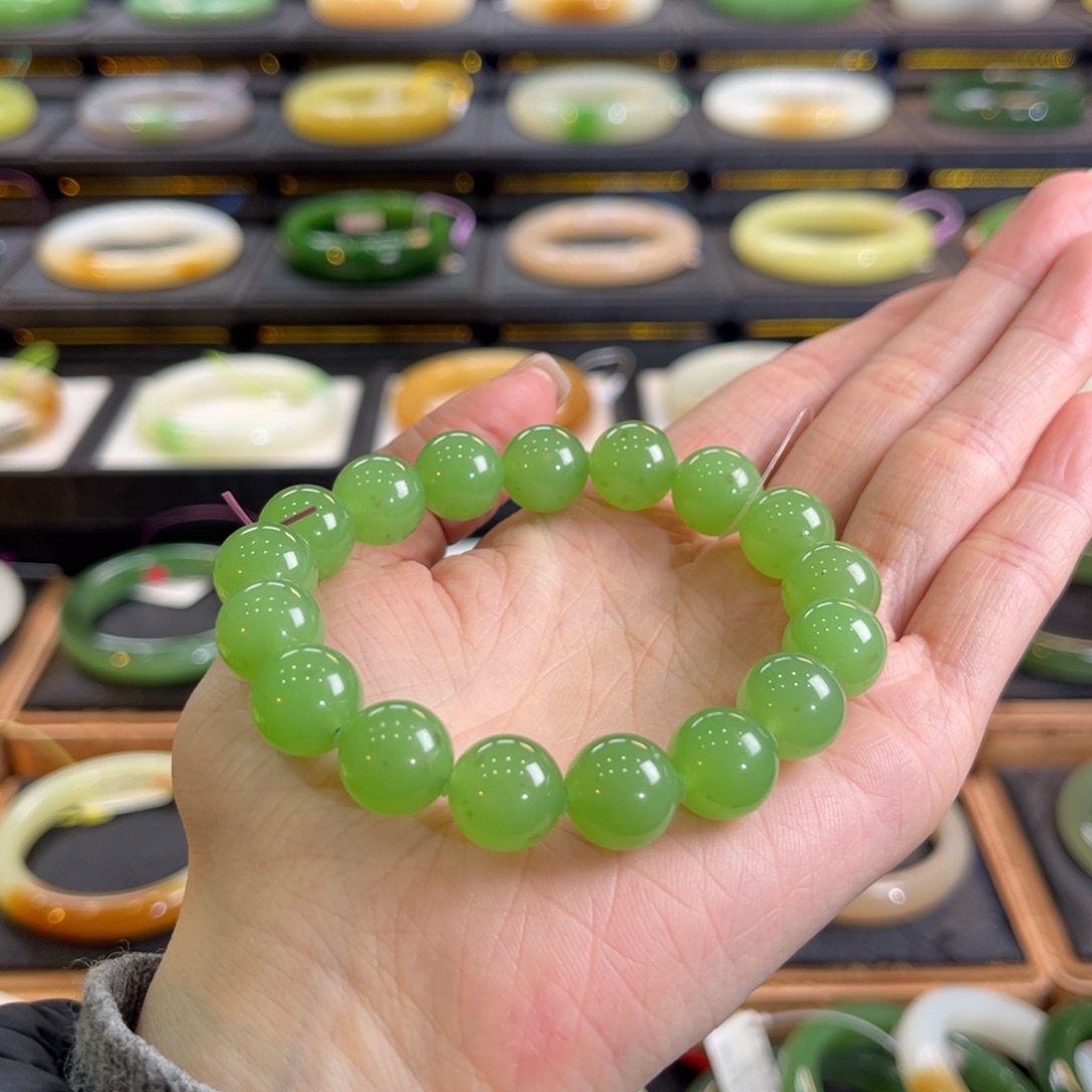 和田玉未镶嵌手镯满翠