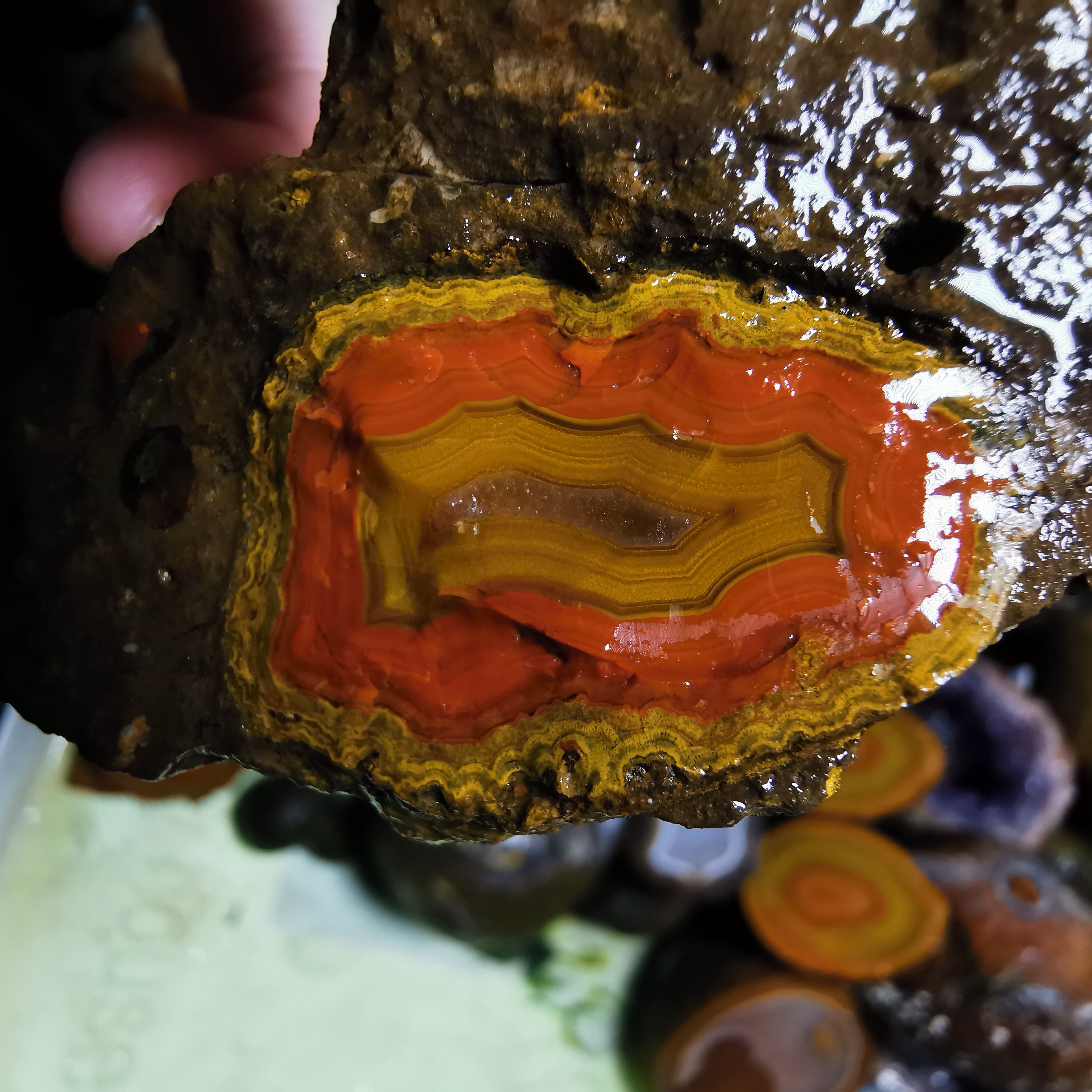 石头王奇石摆件水晶洞聚宝盆