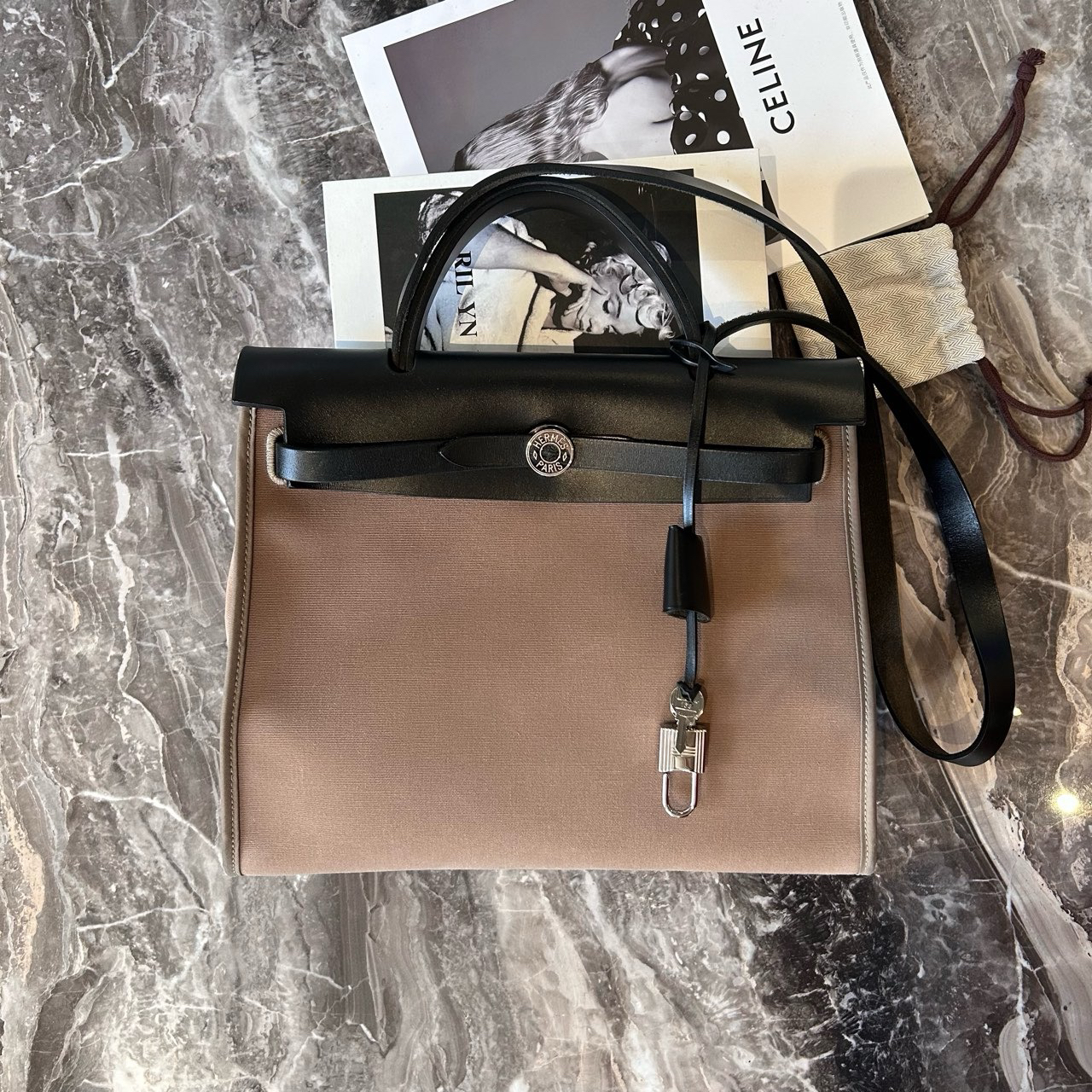 95新 Hermes/爱马仕 爱马仕herbag 大象灰 X刻 斜挎包
