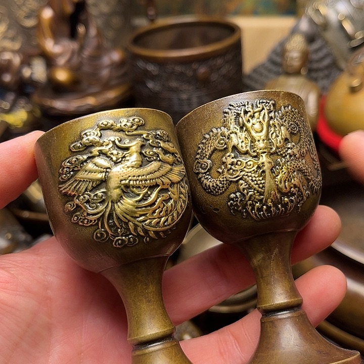 精美铜器批发档口