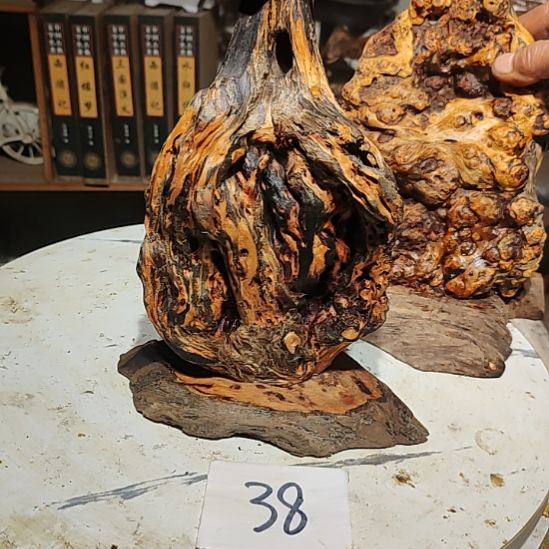 金***晓松木38北沉香琥珀木天然造型山水摆件