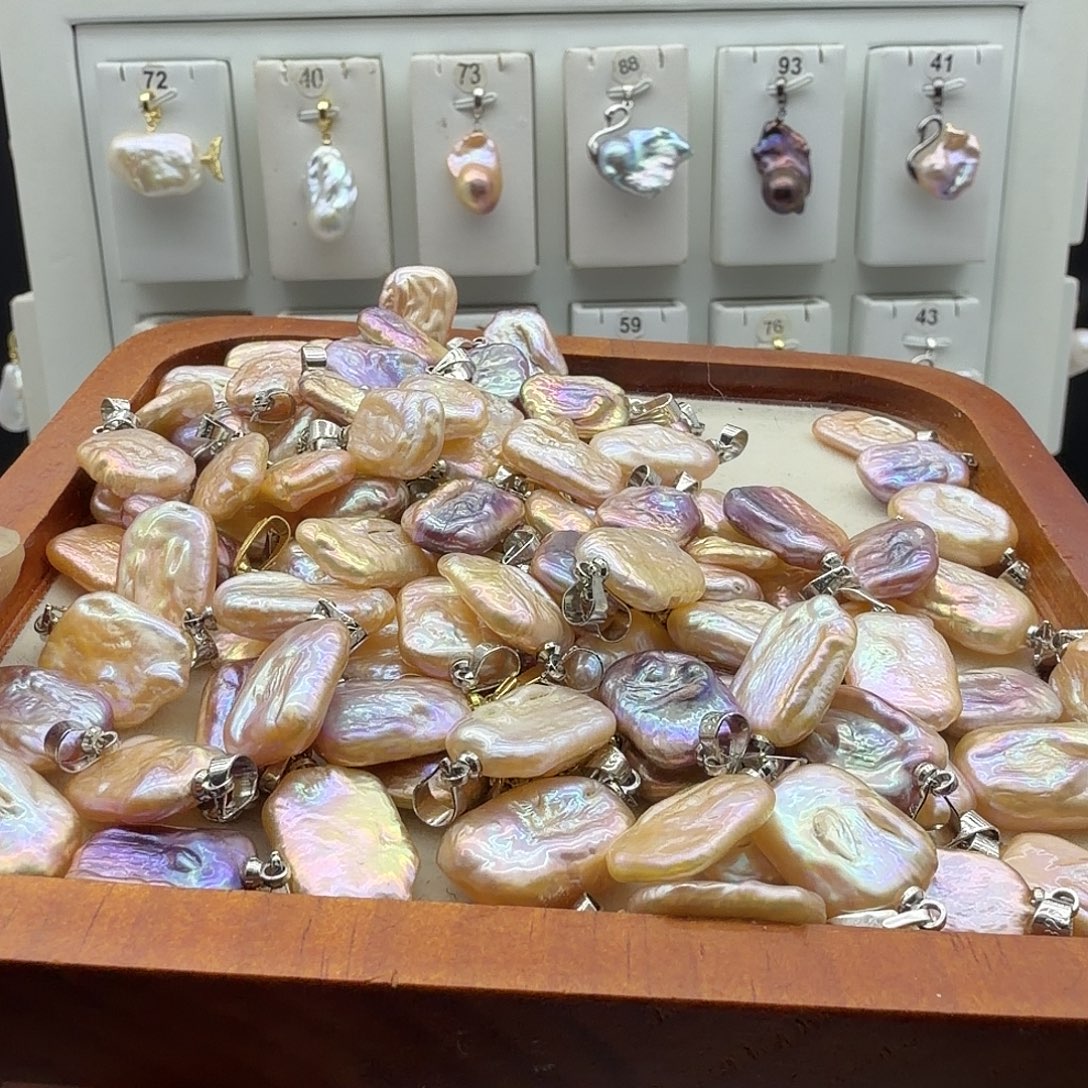 淡水珍珠颈饰合金