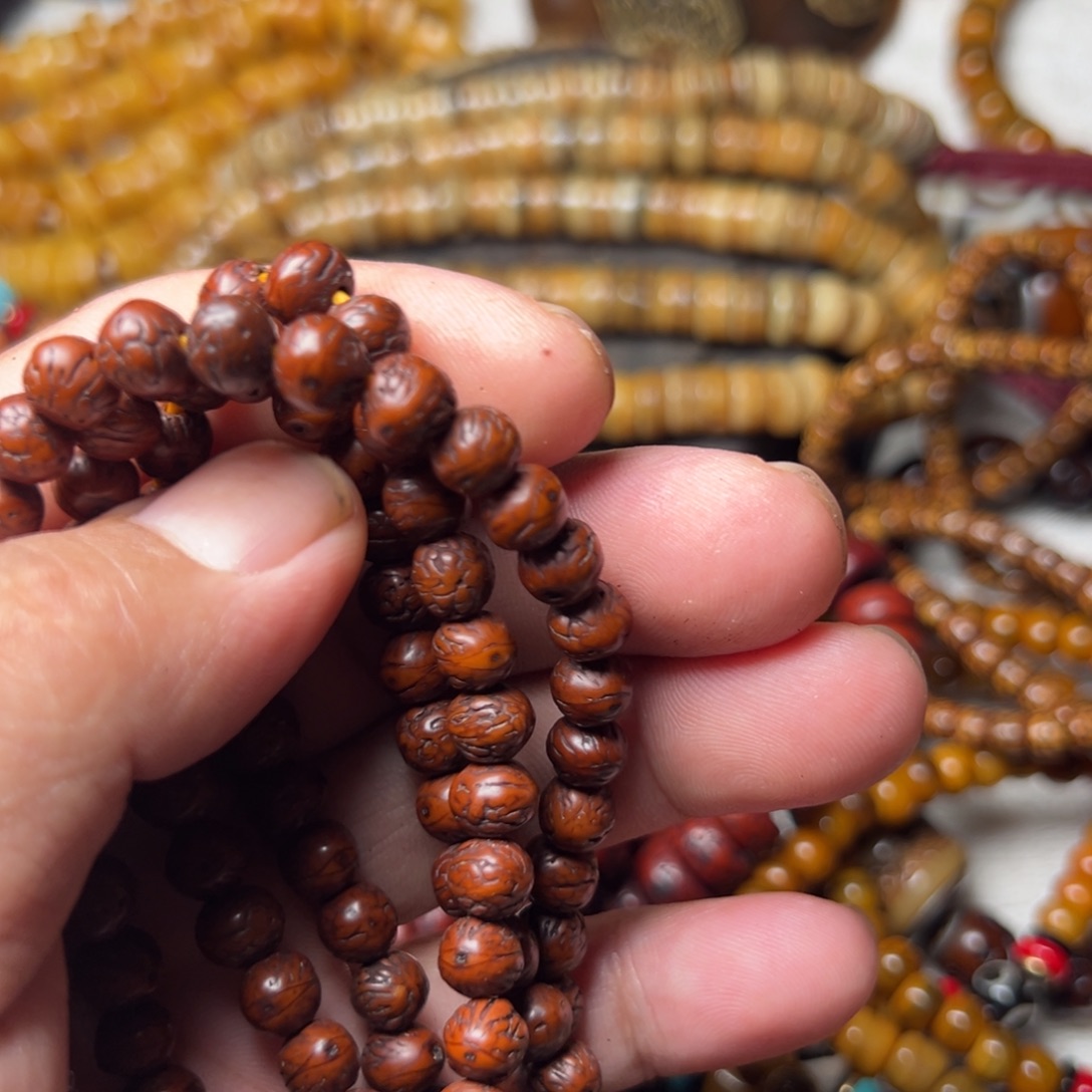 R***m吊坠柏香籽/百香籽