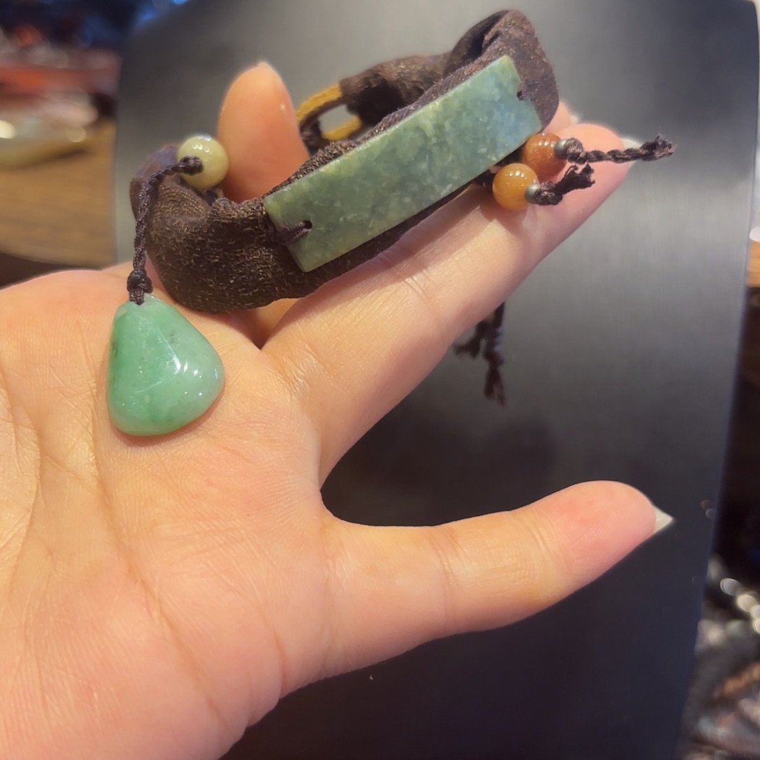 翡翠未镶嵌颈饰原创