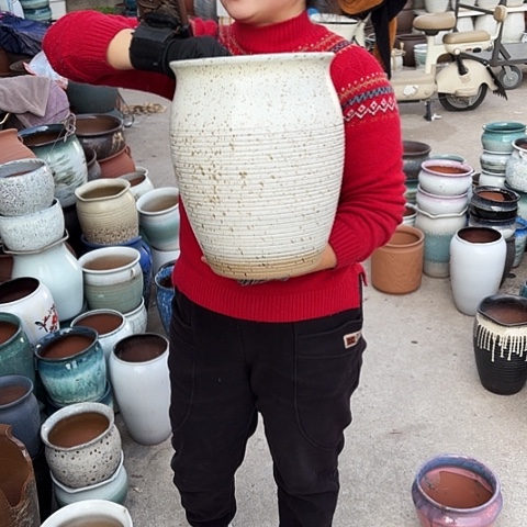 口24高31瑕疵盆子 