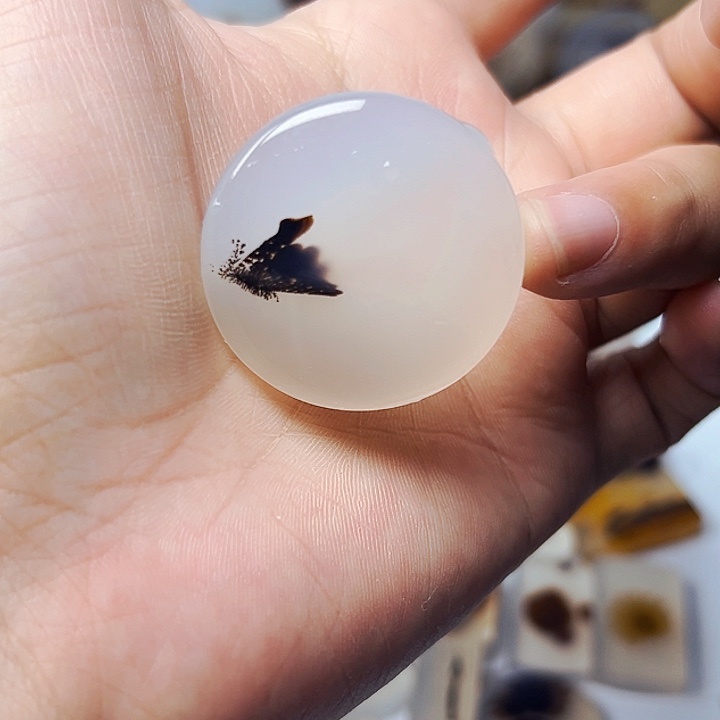 玛瑙/玉髓未镶嵌珠宝半成品