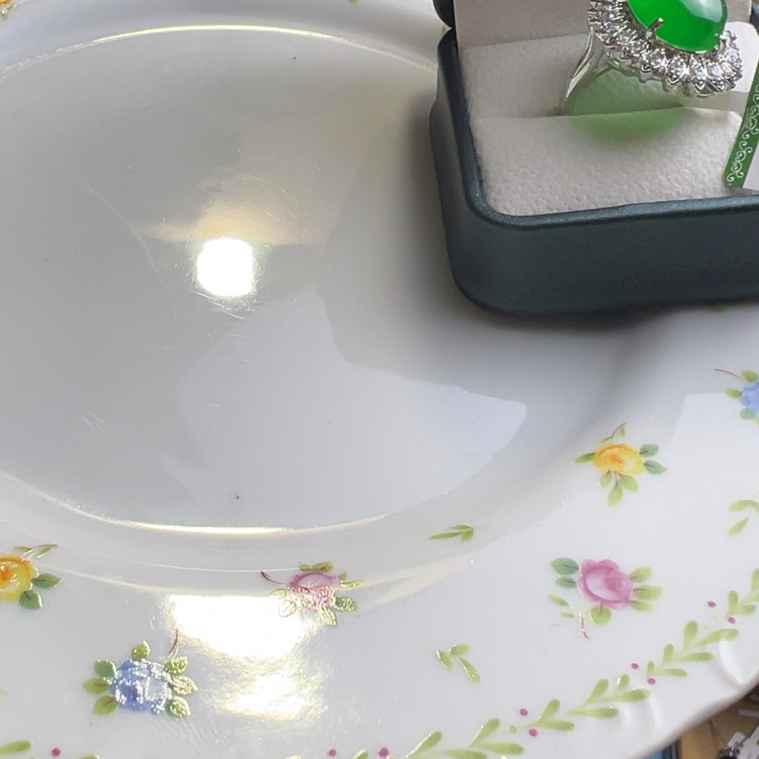 金银珠宝玉石镶嵌的建盏