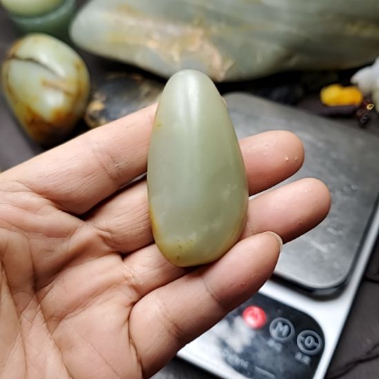 和田玉（糖玉）未镶嵌挂件