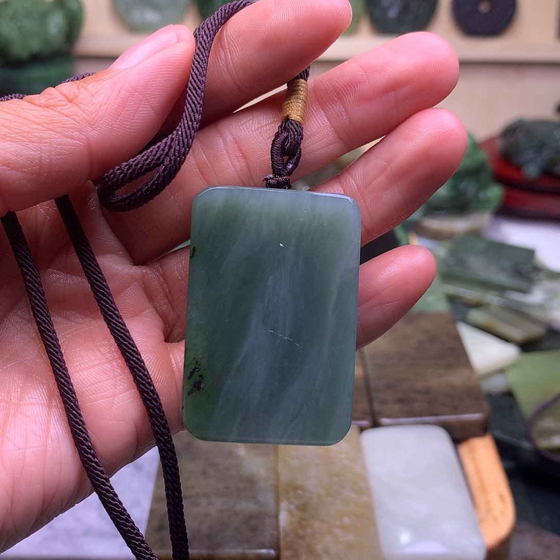 和田玉（糖玉）未镶嵌颈饰