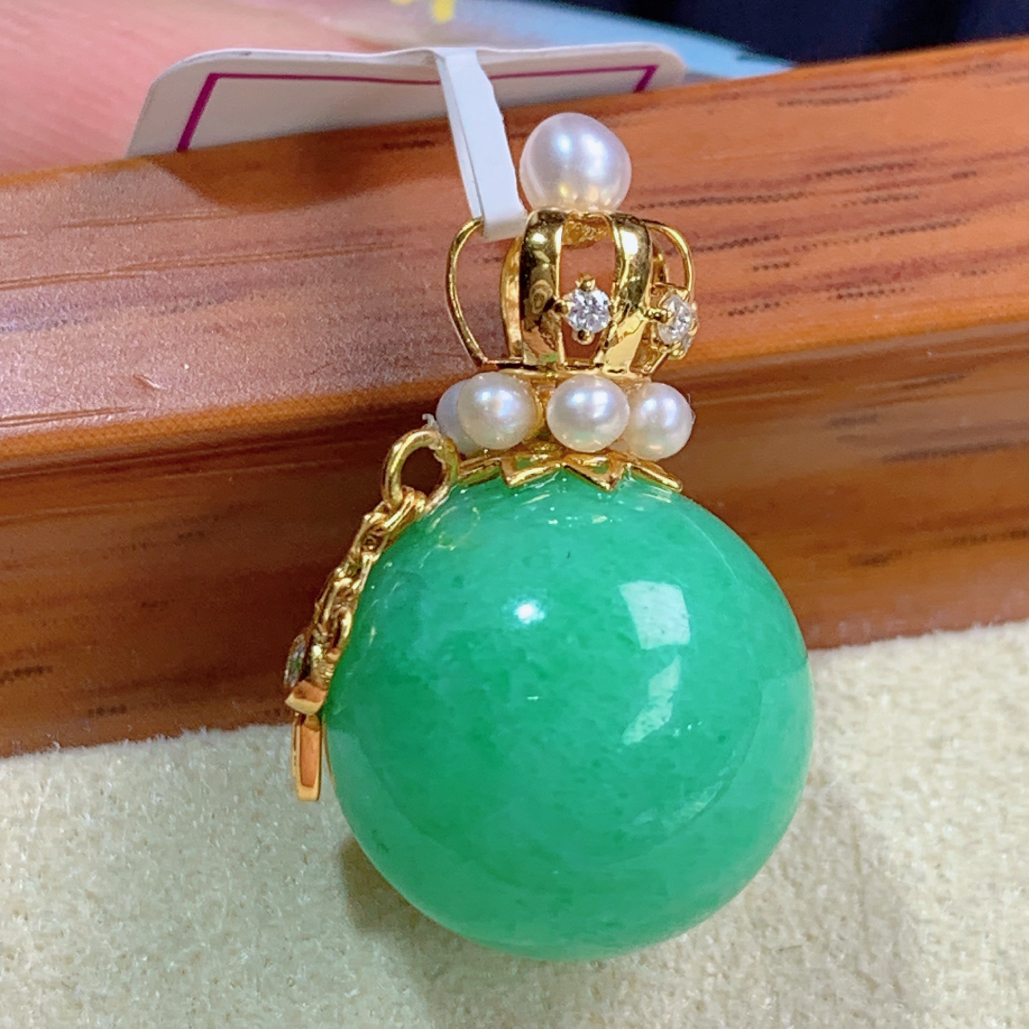 天然缅甸A货翡翠18k金正阳绿圆珠单珠锁骨吊坠j整21.8珠径12.8mm