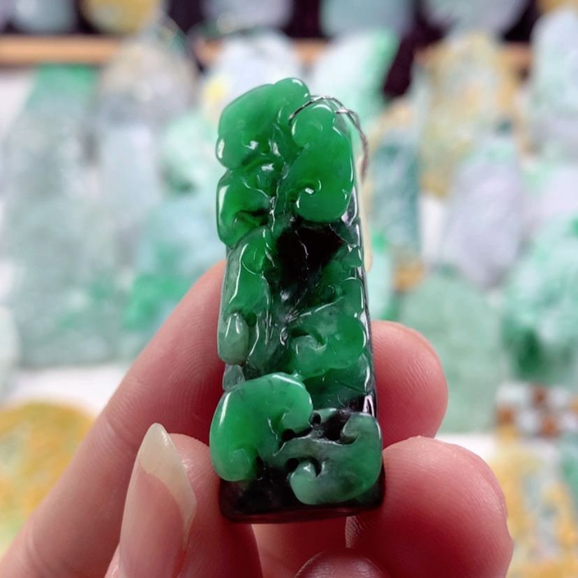 【闪购商品】翡翠吊坠(不含链)未镶嵌