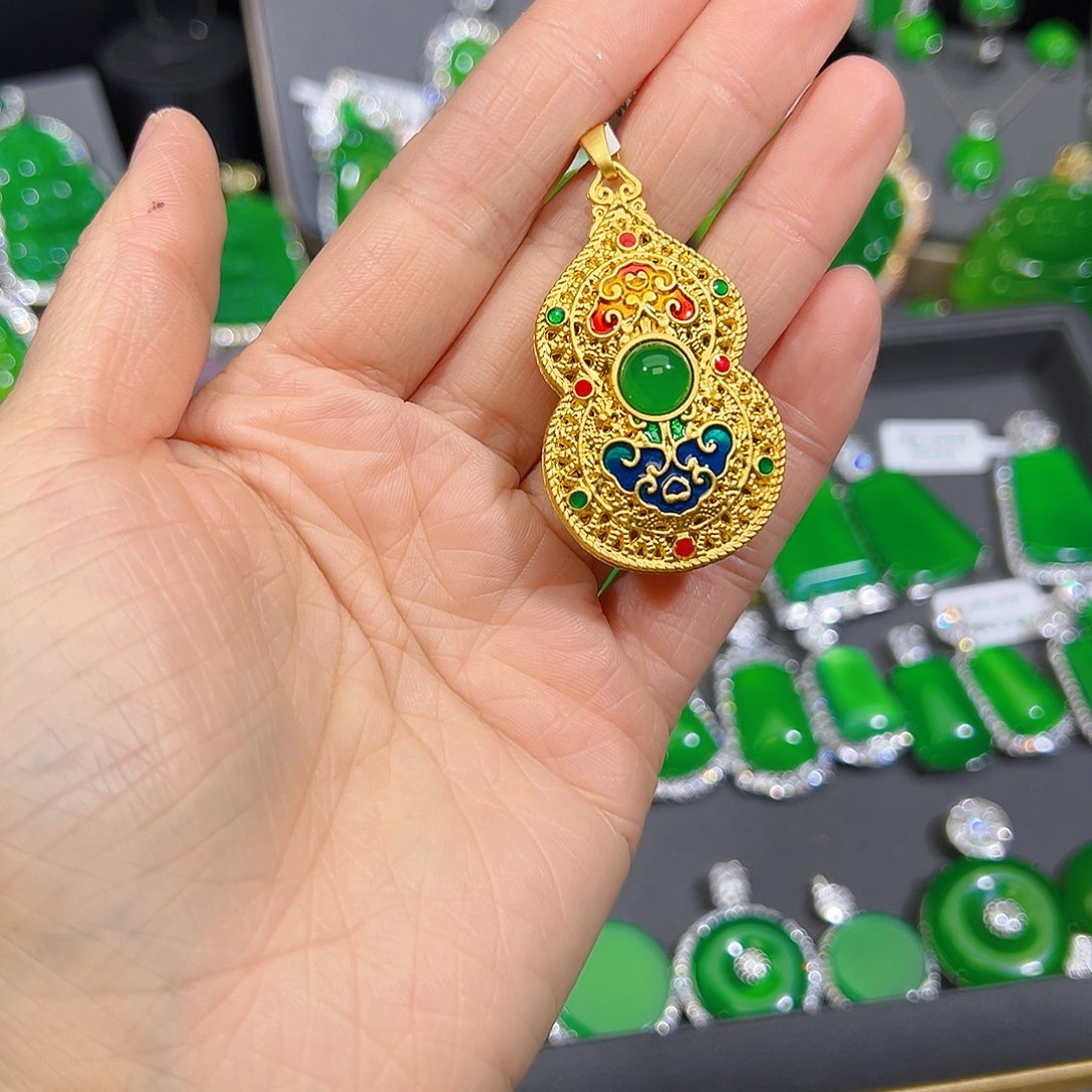 玛瑙/玉髓合金颈饰