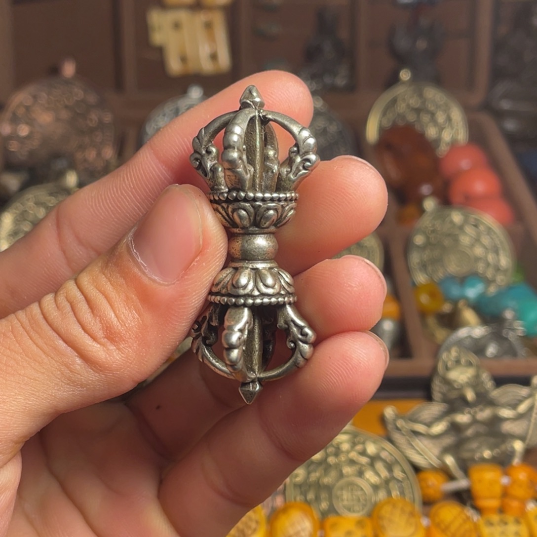 泥塑Ghvhjhgjfjgghjjghfgjhfhgxvgxhhvb