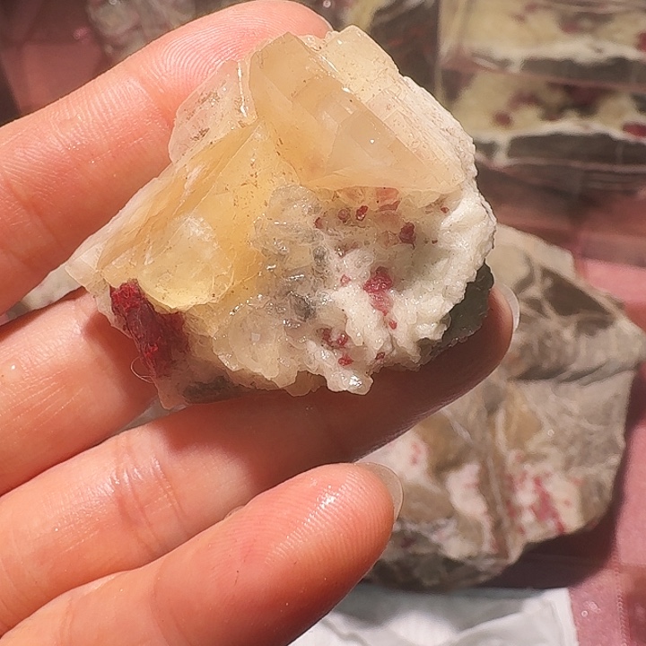 湖***东天然辰砂天然朱砂原矿石