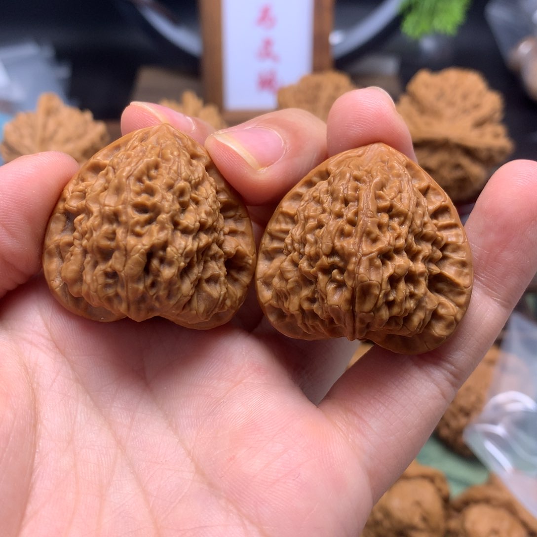 文玩核桃吊坠35野生