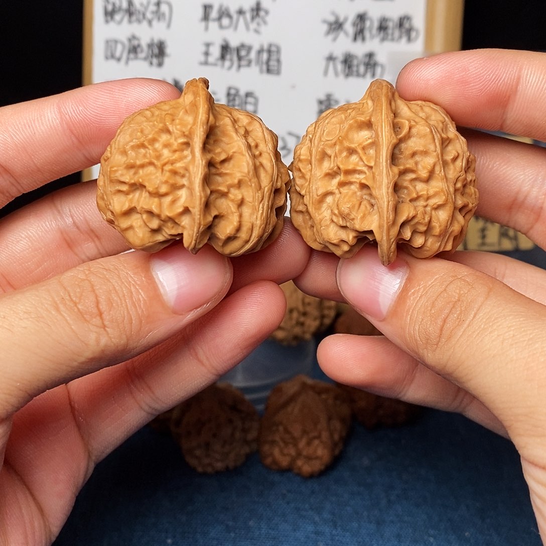 文玩核桃手串龙门马蹄