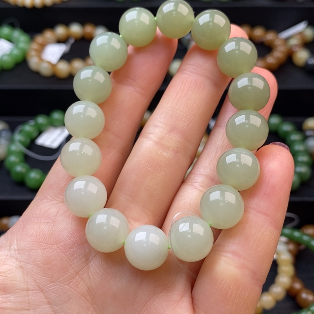 和田玉手链未镶嵌