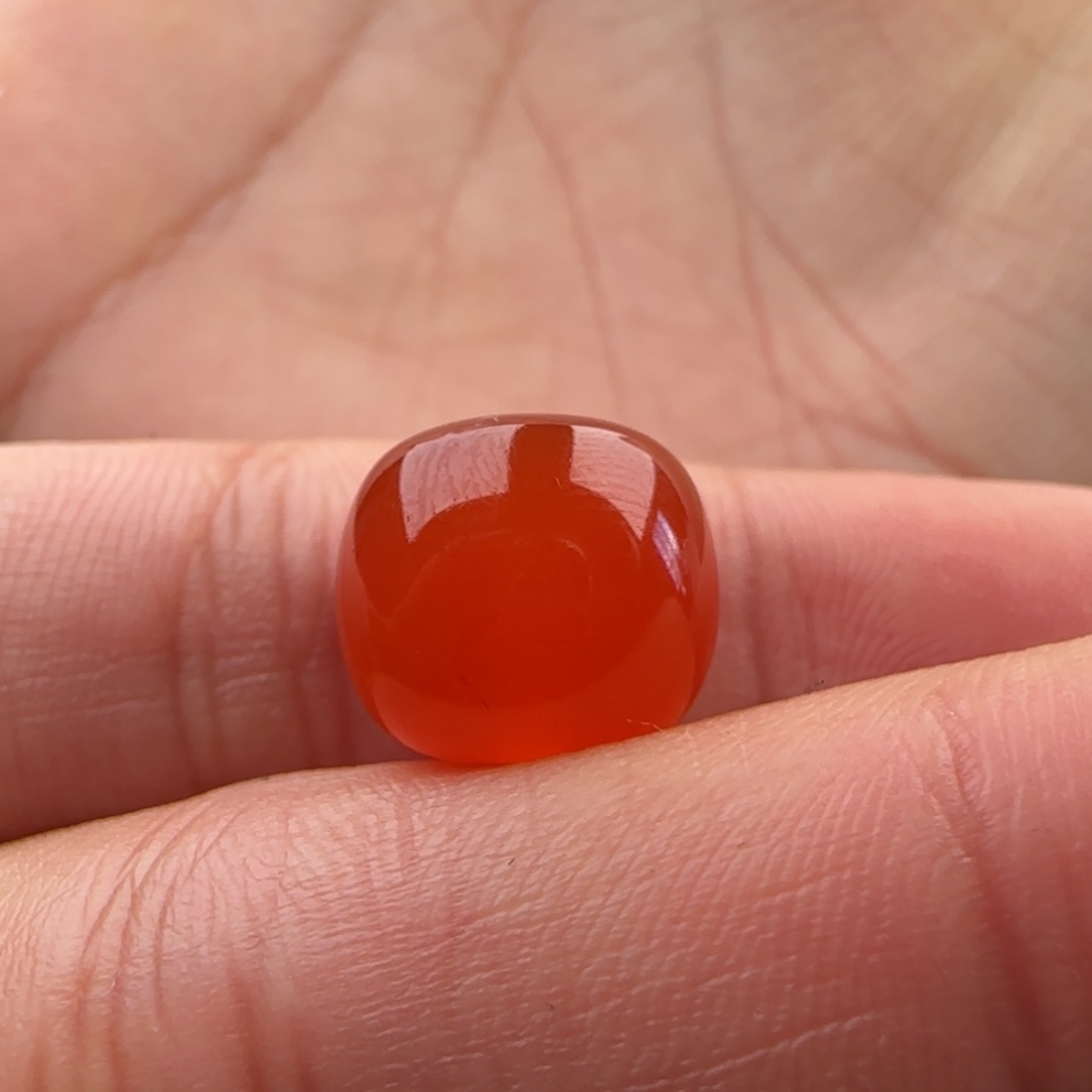南红玛瑙未镶嵌老型11.7*10.3有小马牙