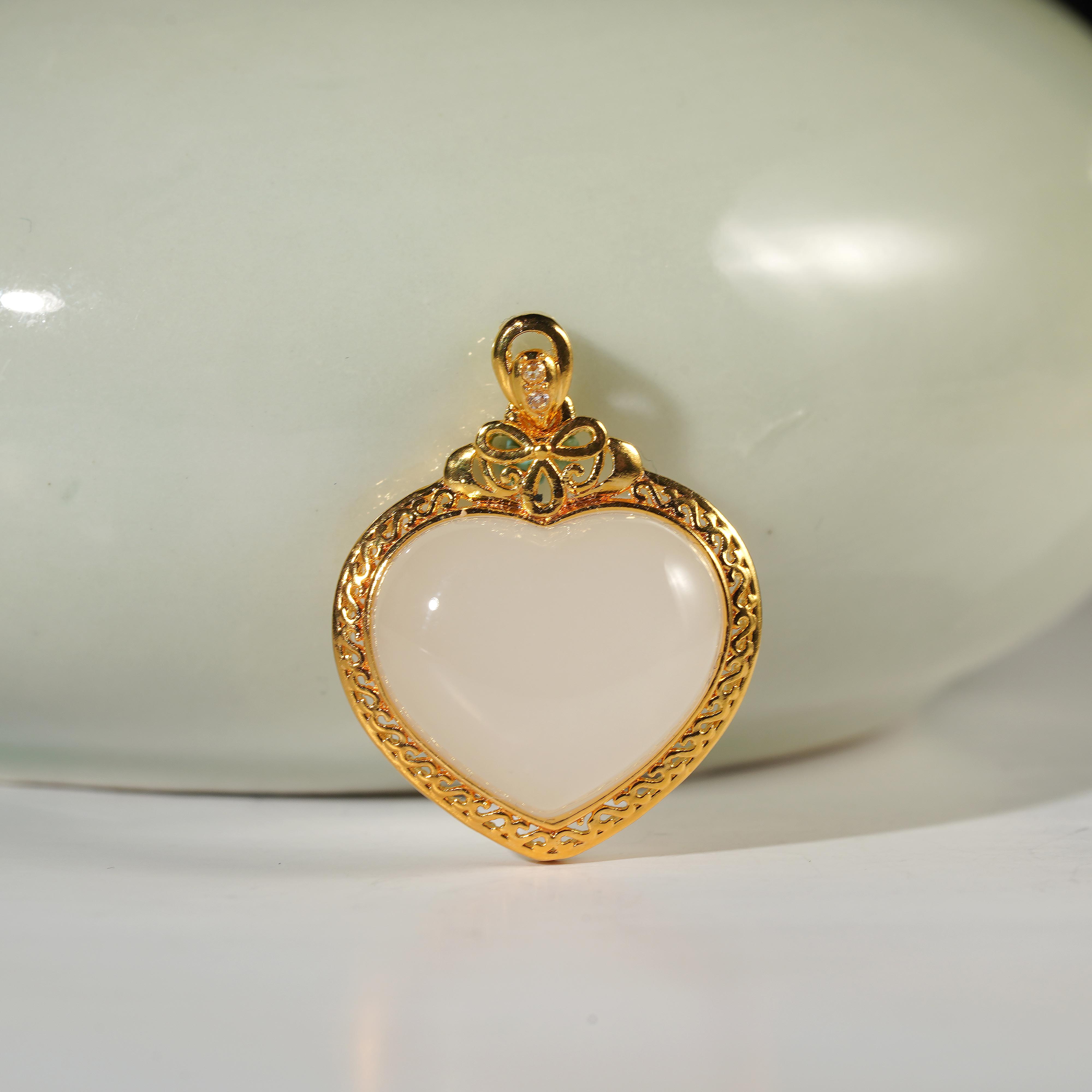 【鹿鸣】 18k金和田玉藕粉爱心吊坠 14.5*17*6mm不含链 Y01