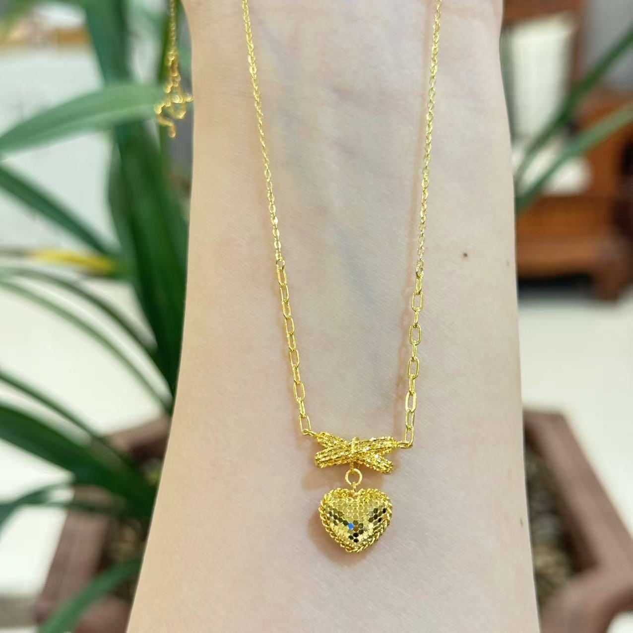 X【鱼鳞蝴蝶结爱心套链】足金999精工5G