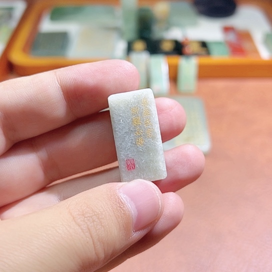 和田玉（糖玉）未镶嵌颈饰