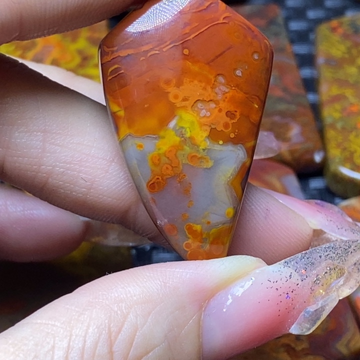 玛瑙/玉髓颈饰未镶嵌