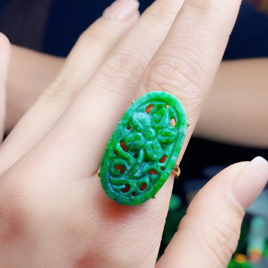 颈饰银S925镶嵌翡翠多样性