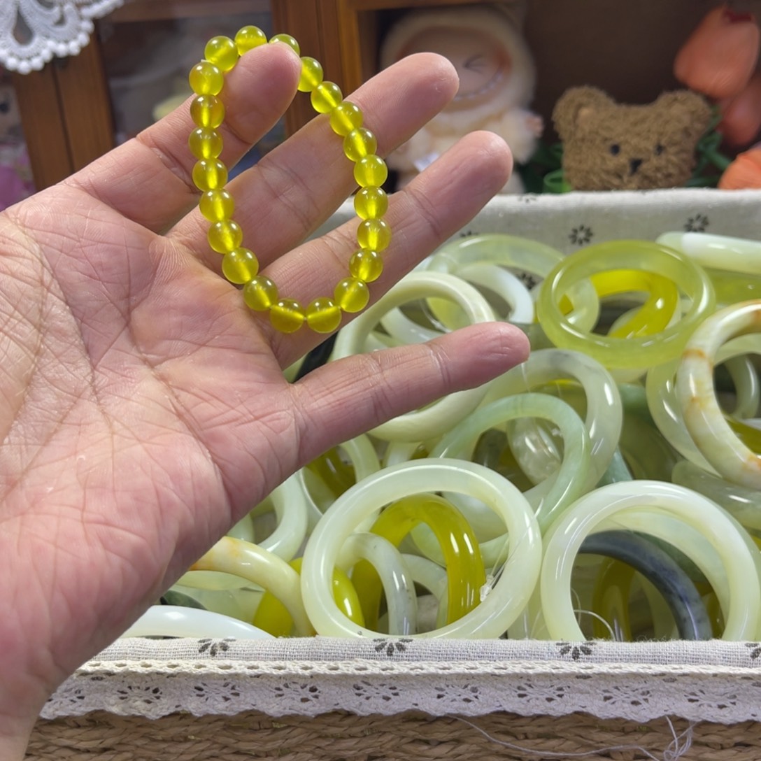 蛇纹石玉未镶嵌手镯181