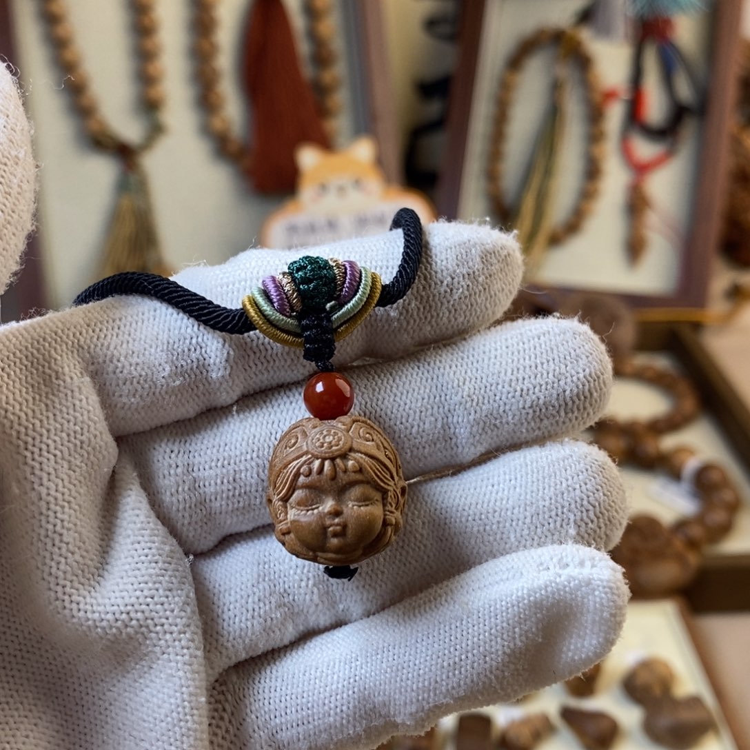 檀香木其他印度迈索尔老山檀扎基吊坠1.8