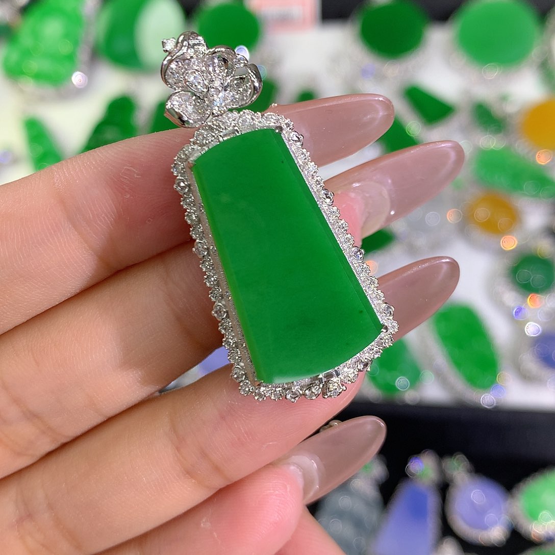 翡翠颈饰18K金镶嵌11111111111