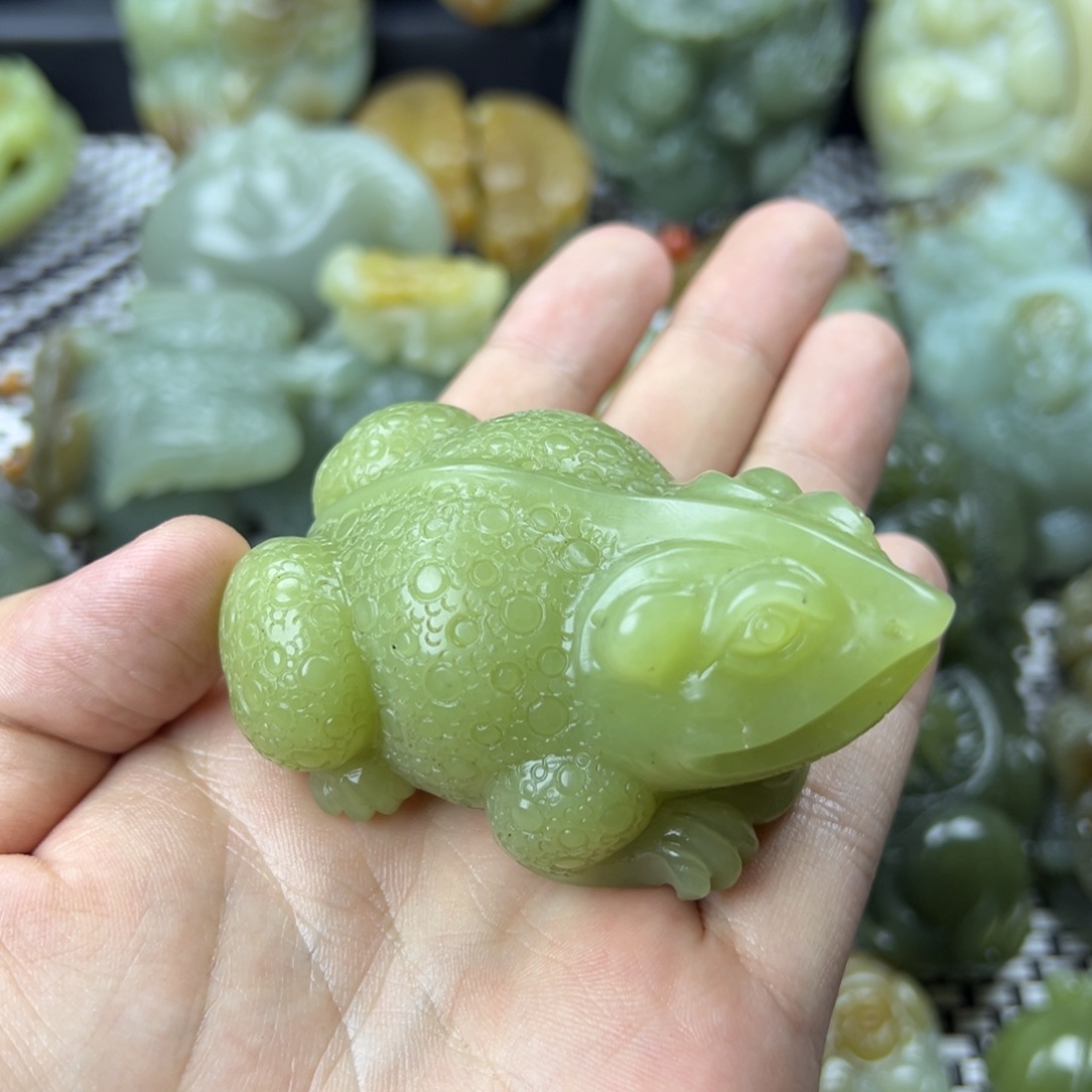 美***好和田玉未镶嵌挂件