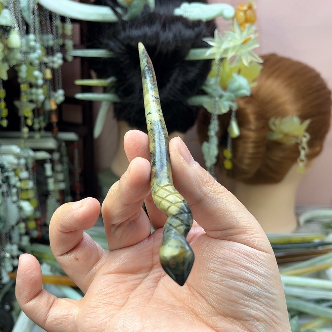 蛇纹石玉发饰未镶嵌长度17.5厘米左右