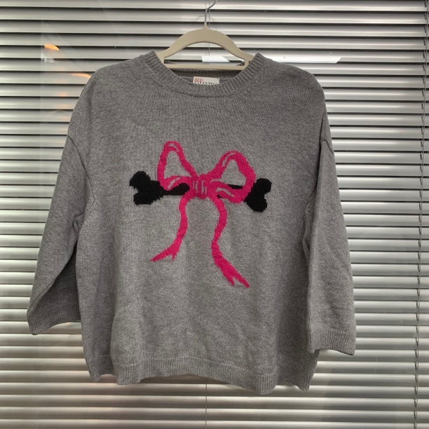99新 Valentino/华伦天奴 灰色蝴蝶结毛衣/M码/D02057