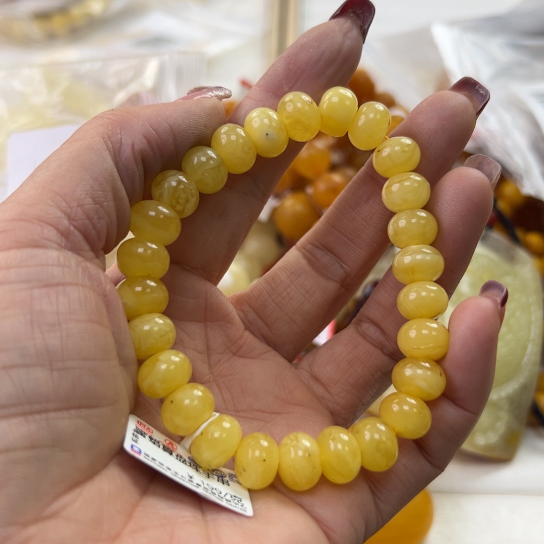 琥珀珠宝奇石未镶嵌