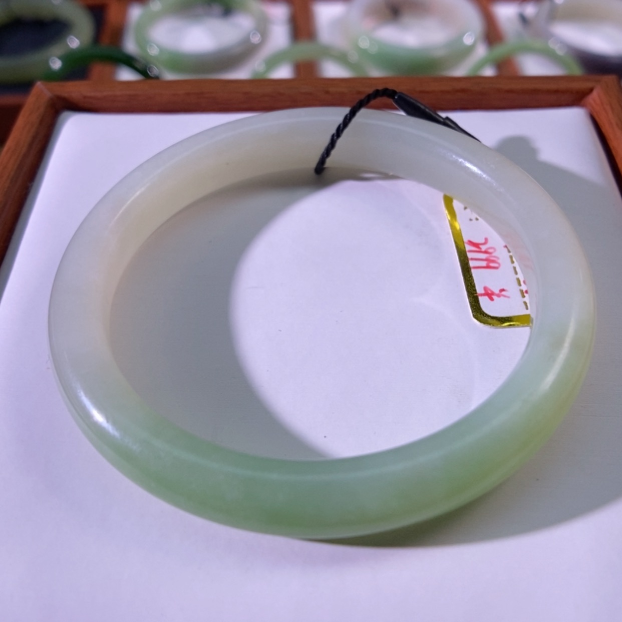 【闪购商品】未镶嵌手镯和田玉（翠青玉）