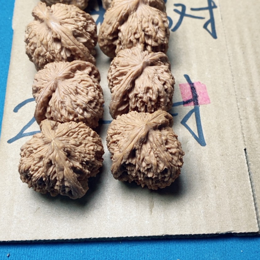 【闪购商品】文玩核桃吊坠侯****）28:28:28