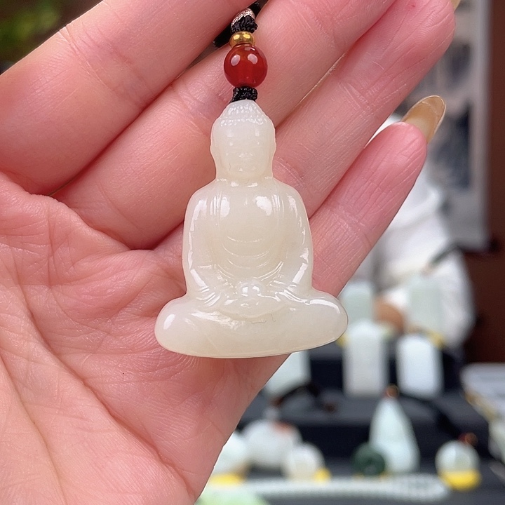 颈饰未镶嵌和田玉