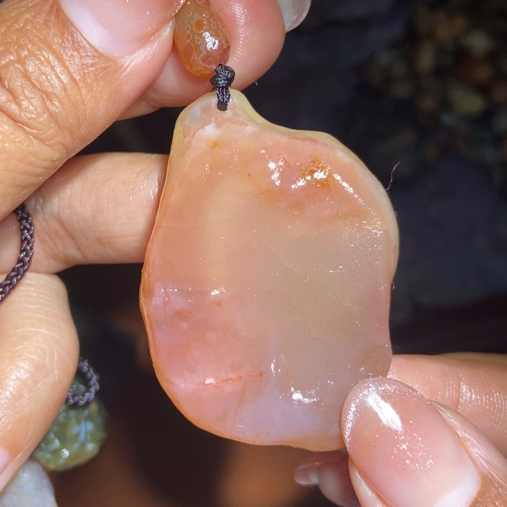 玛瑙/玉髓未镶嵌珠宝半成品