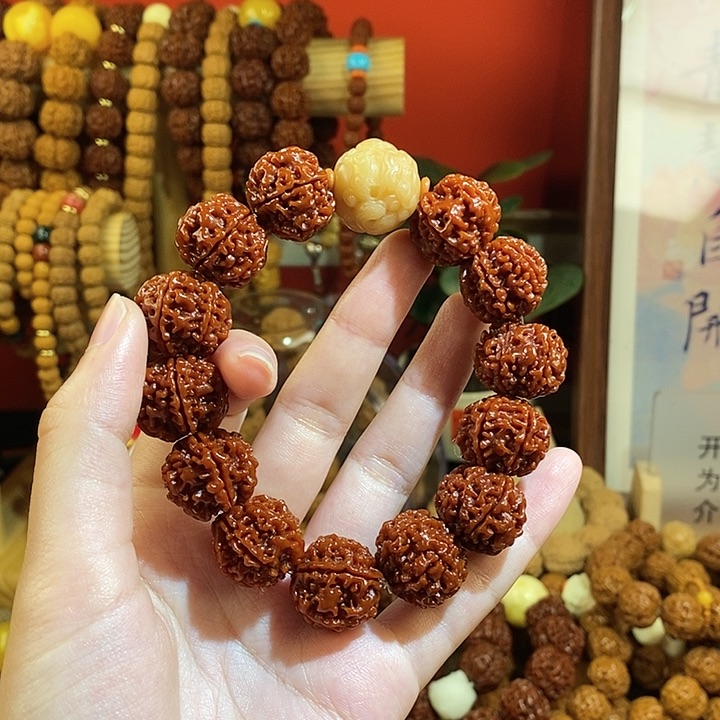 金刚菩提手串206玉华貔貅