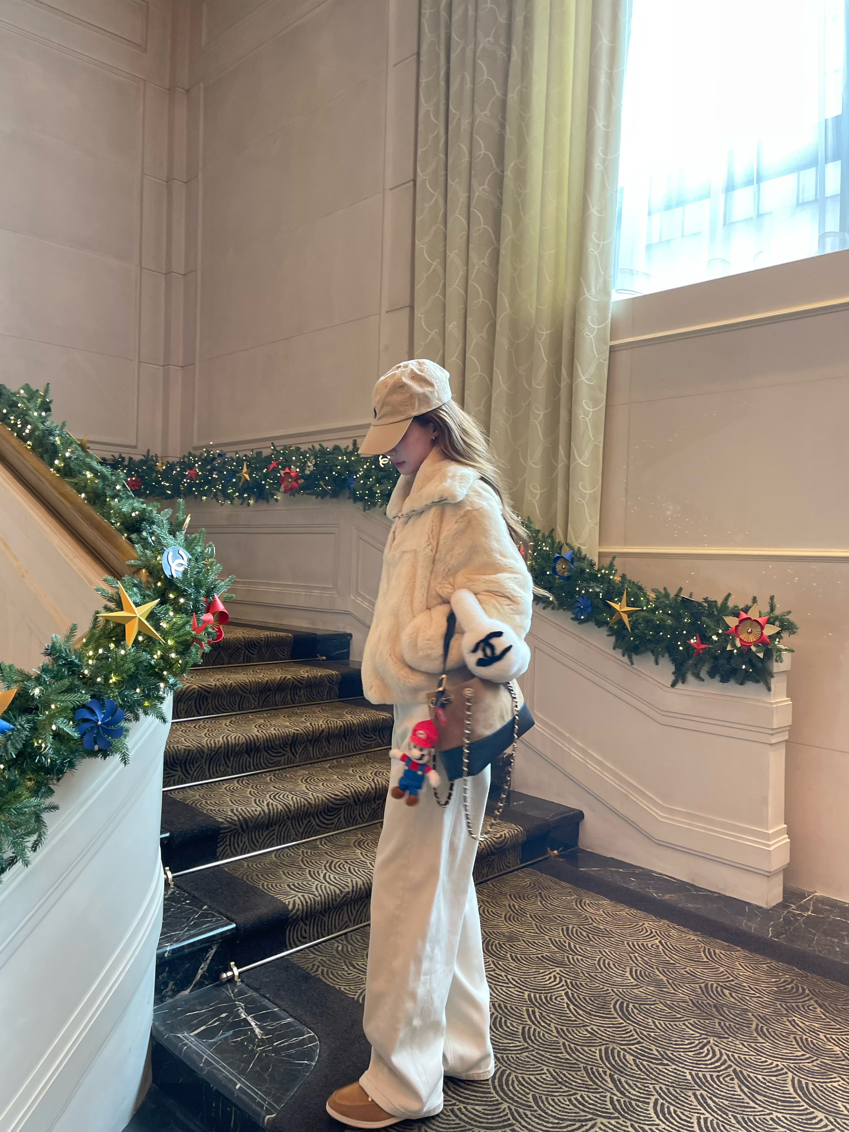 米白直筒牛仔裤 高腰加绒长裤 冬季