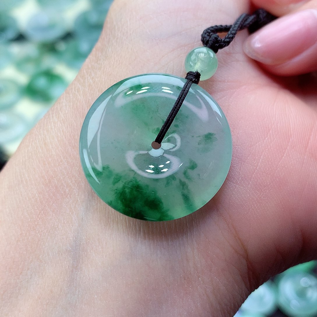 翡翠颈饰未镶嵌95尺寸26.1-4.9