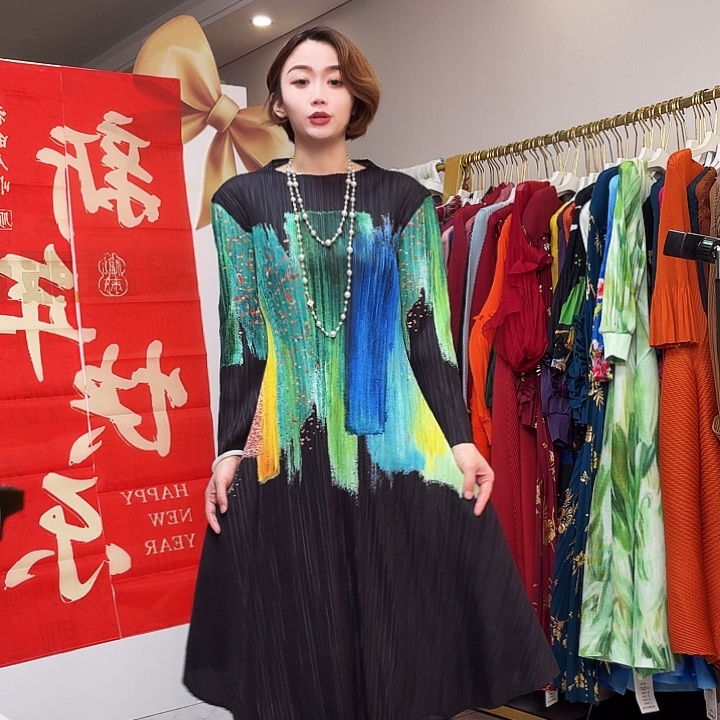 背心褶皱大码连衣裙