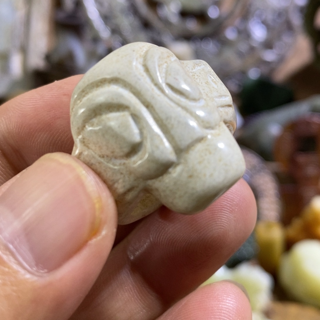 和田玉（糖玉）未镶嵌挂件