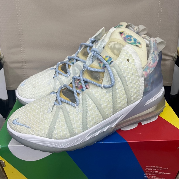 tx/43码原盒/lbj18冰蓝/CW3155-400/篮球鞋/装饰气囊破损