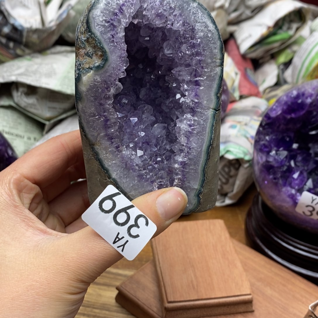 水晶大型摆件（非配饰）未镶嵌