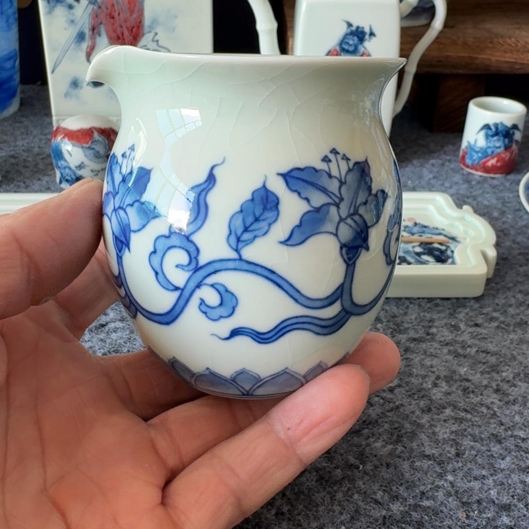 现代景德镇陶瓷手绘茶具