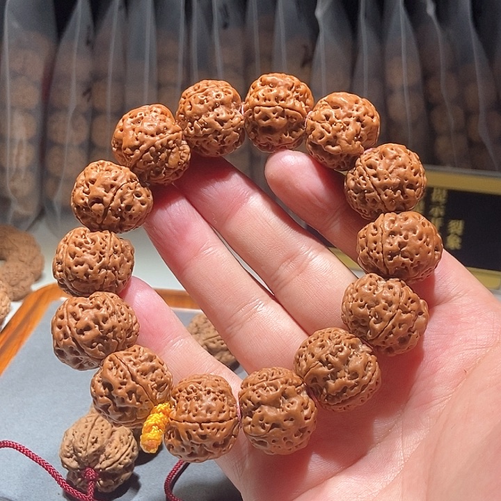 金刚菩提吊坠矮桩红皮蜂王22mm