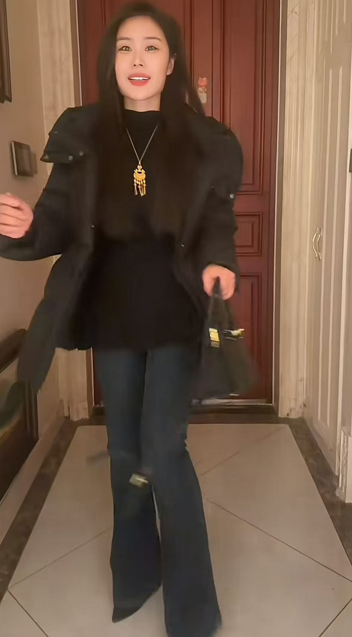 2025年的第一件羽绒服  0905