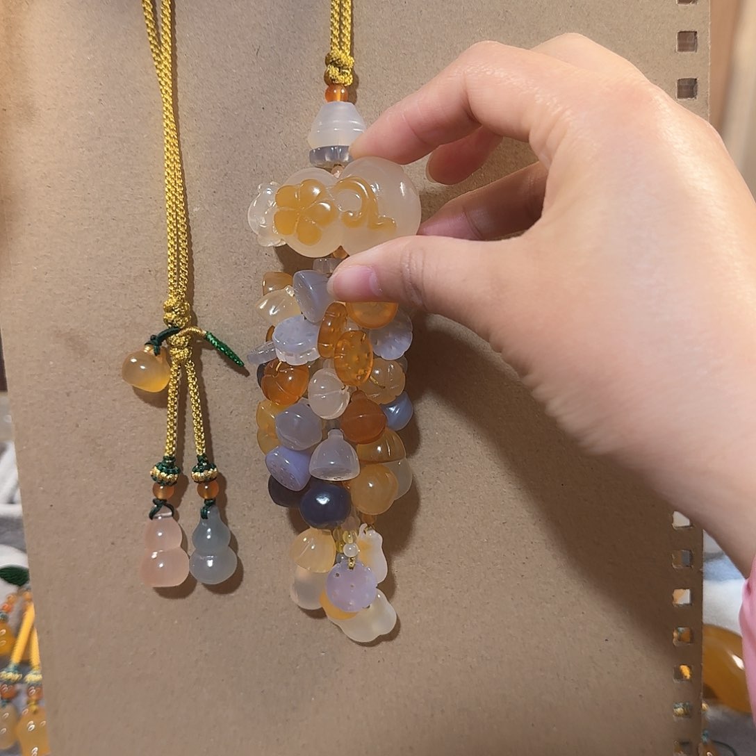 玛瑙/玉髓汽车挂件未镶嵌?