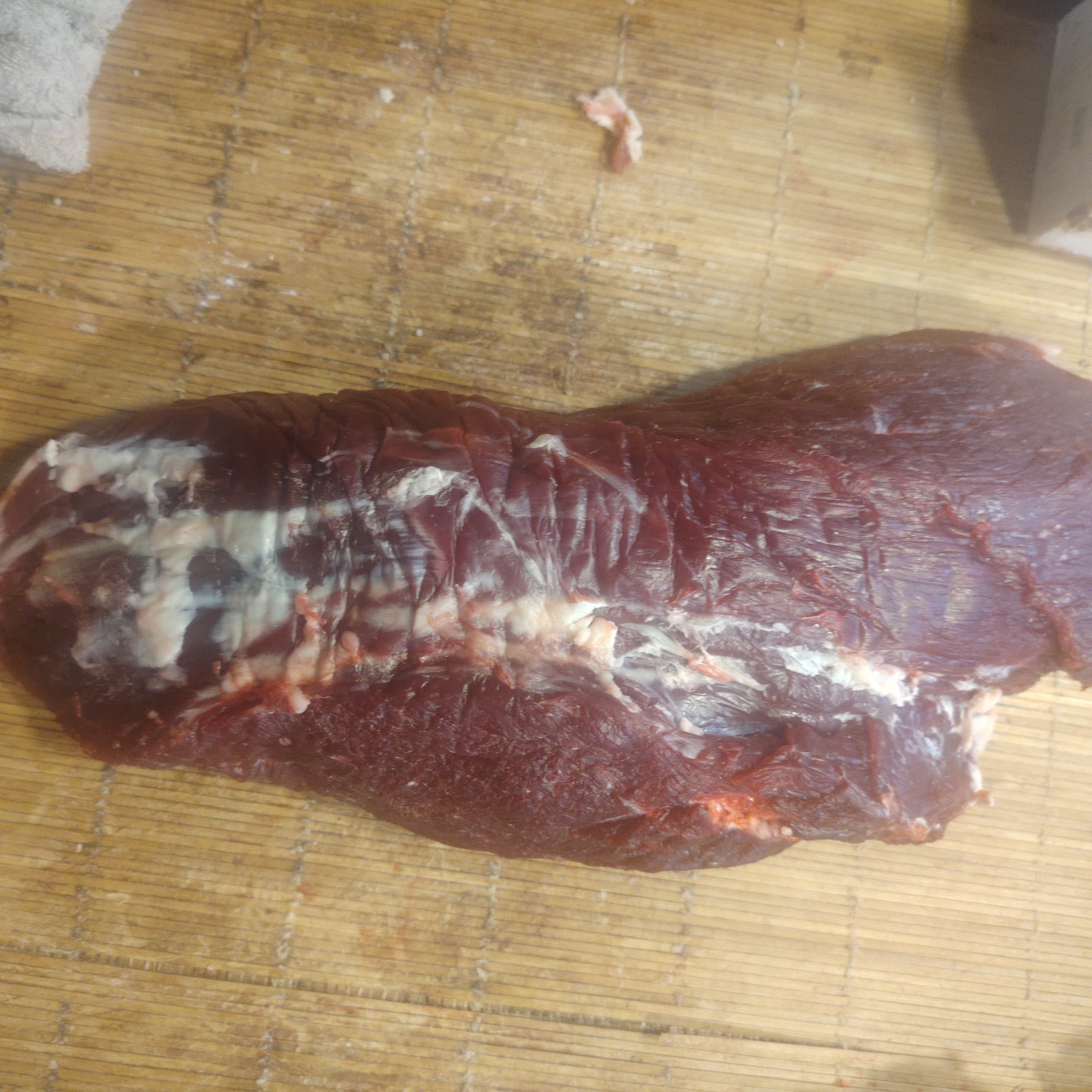 黄牛腿肉 农家散养鲜切黄牛肉贵州乡下散养生鲜嫩后腿肉